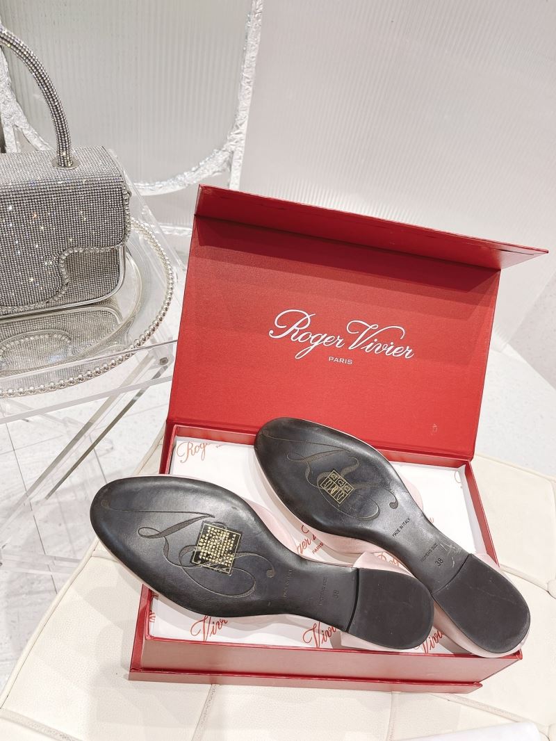 Roger Vivier flat shoes